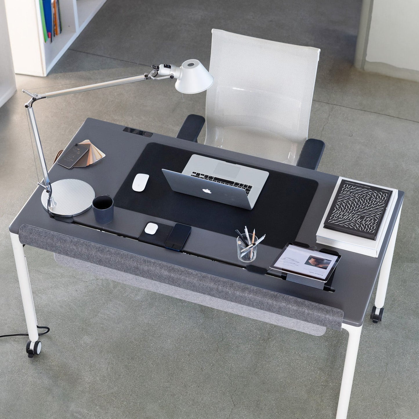 Beflo Tenon WarmGrey detail
