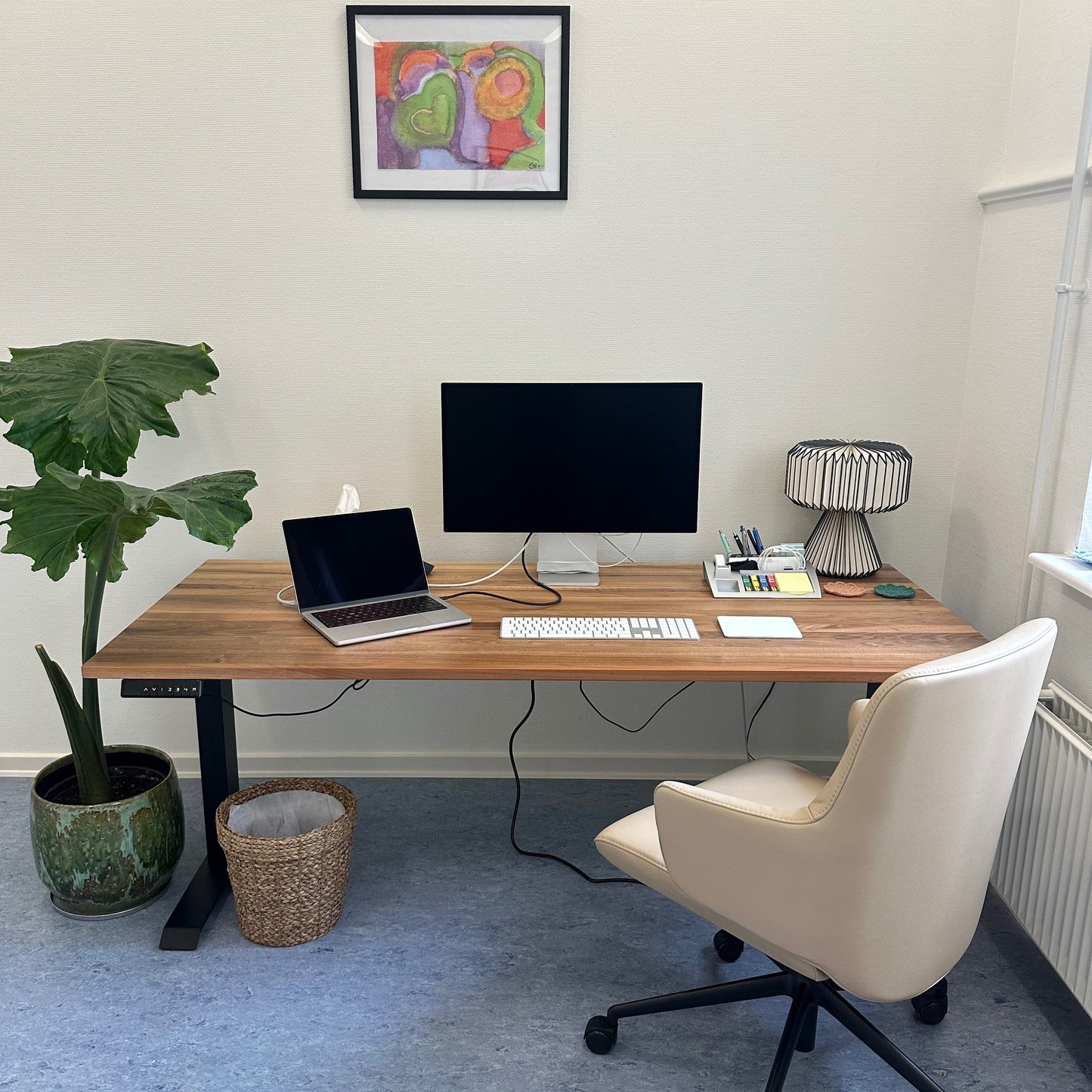ErgoHide Standing Desk – Classic