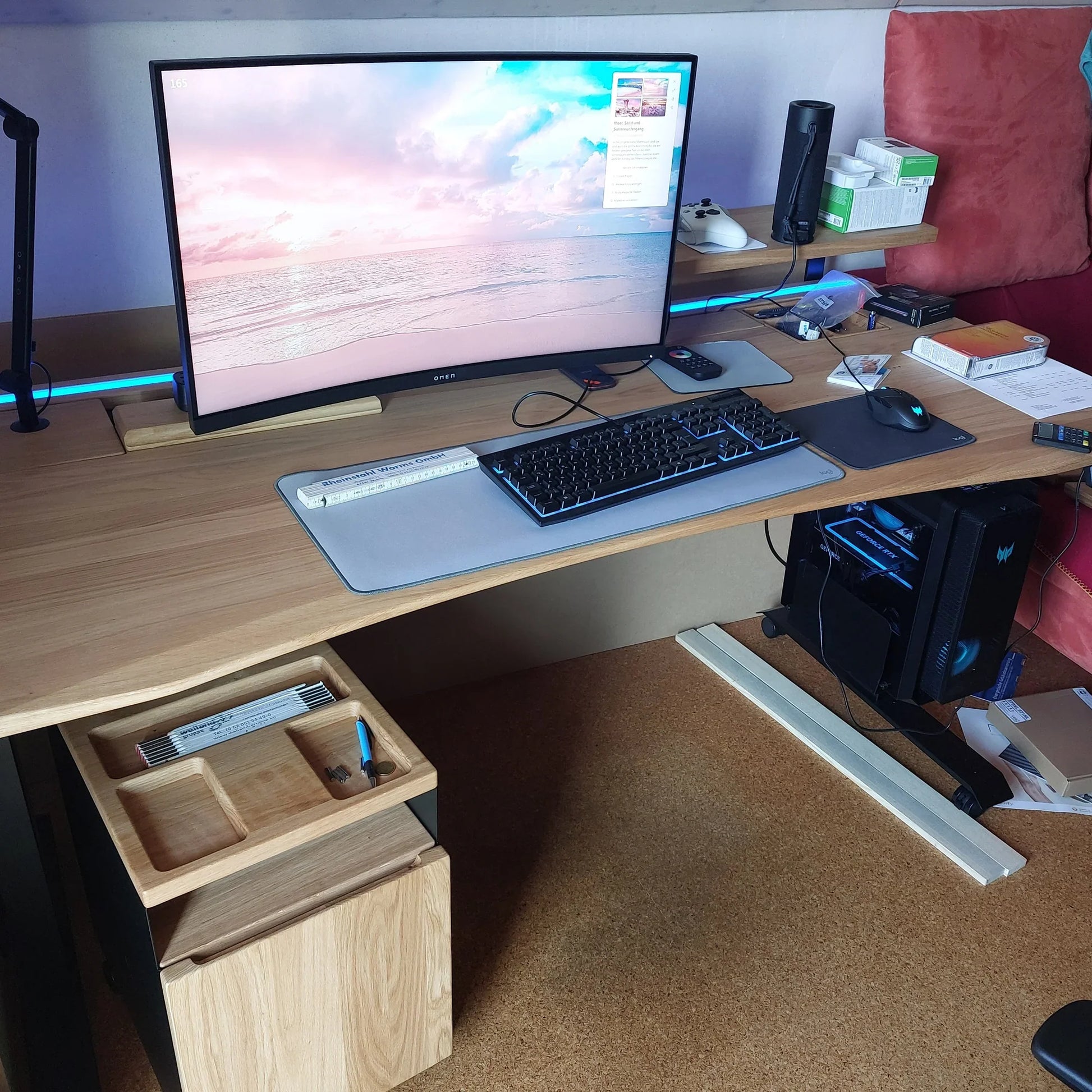 ErgoHide oak LED desk accessories