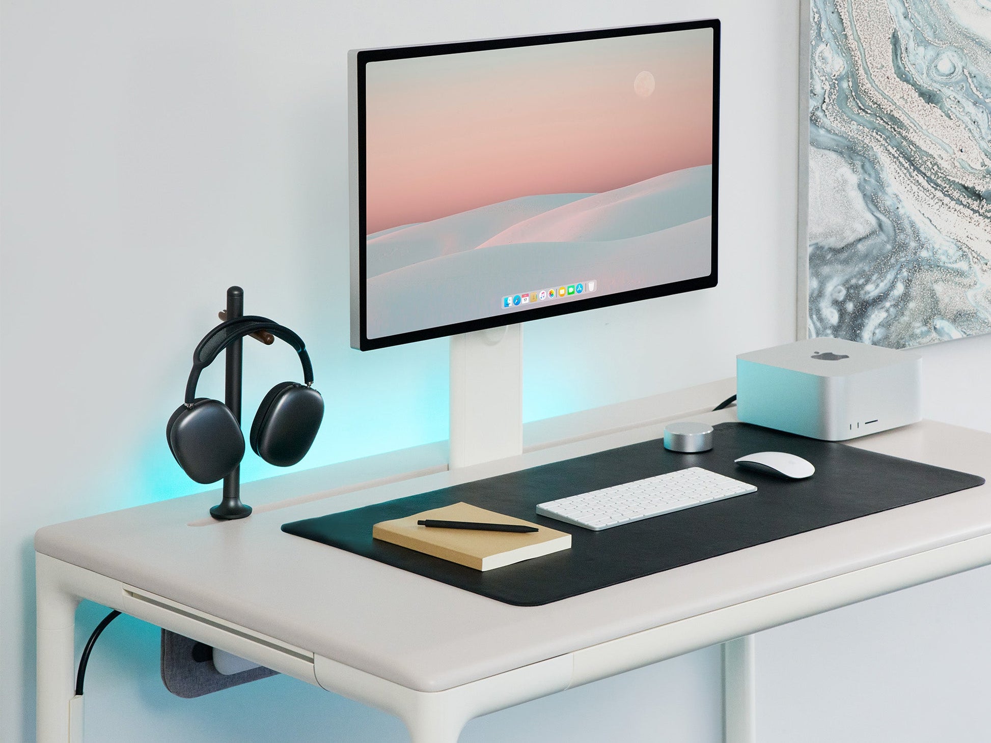Basalt Monitor Stand - beflo