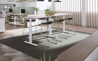Flytta Meeting – interior lifestyle view 1