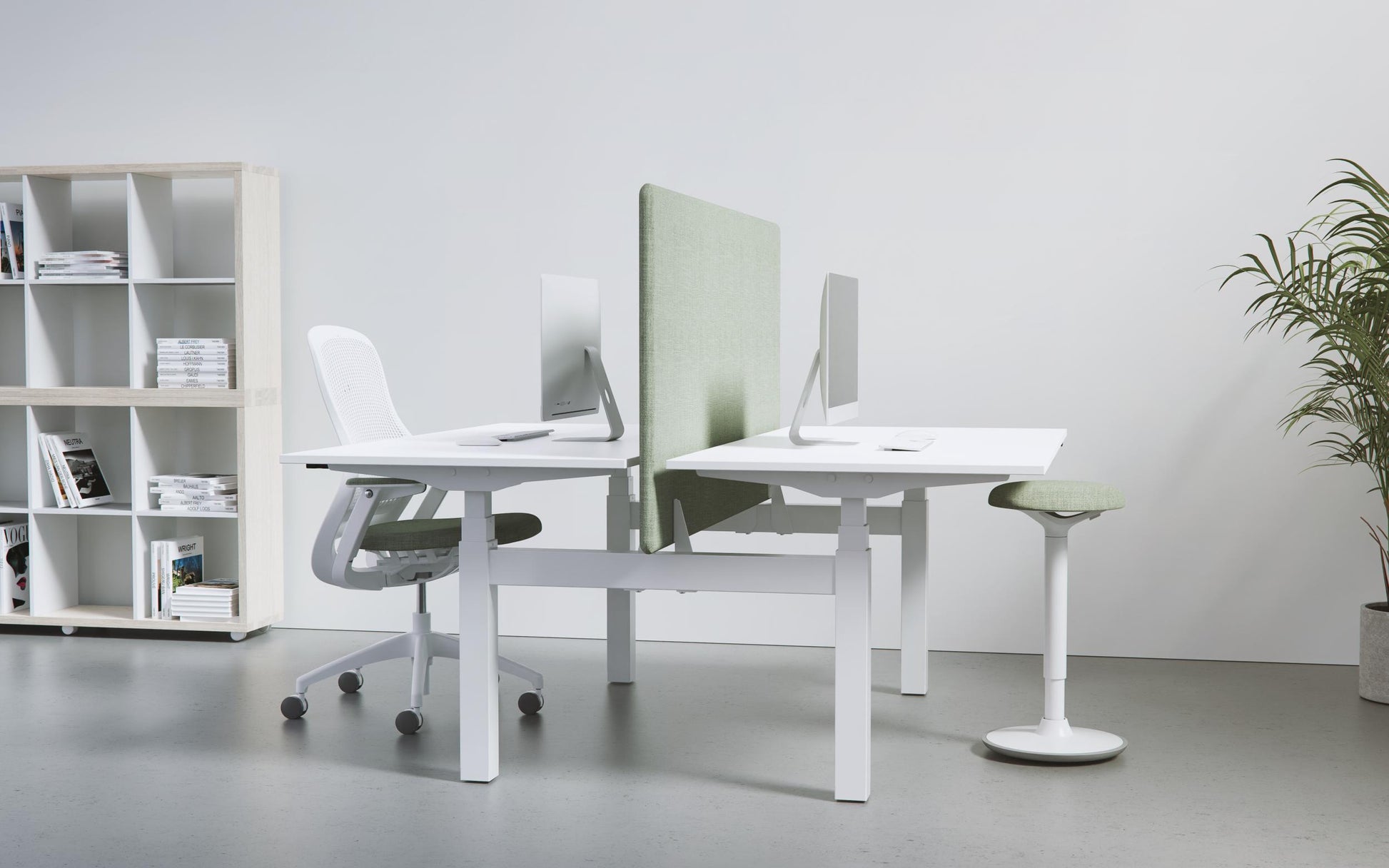 Flytta Back-2-Back dual sit-stand workstation