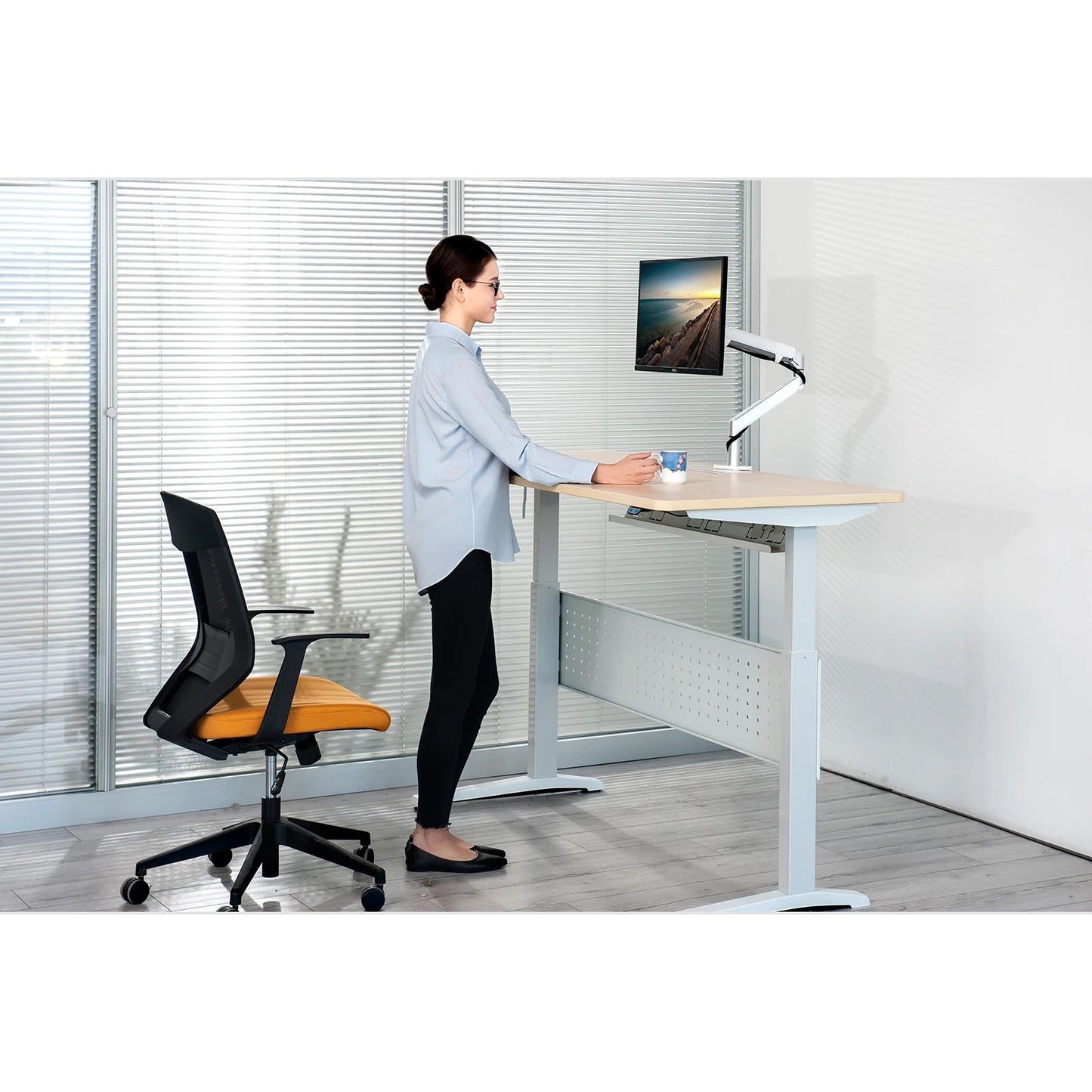 Ergonest Single Monitor Arm – Gas Spring