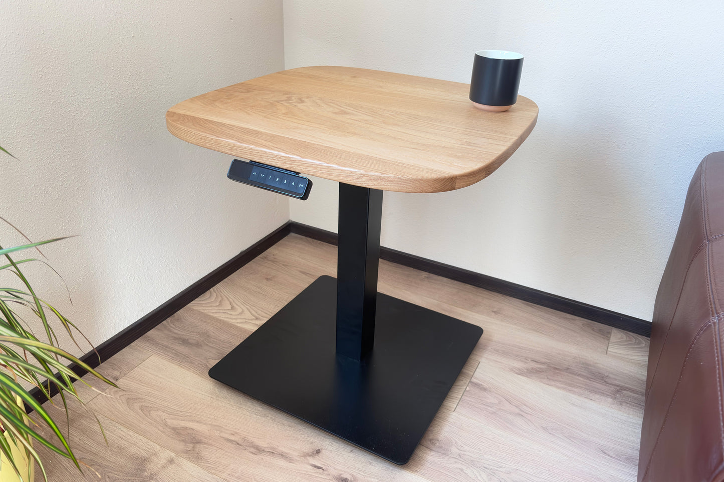 ErgoHide Height Adjustable Coffee Table detail