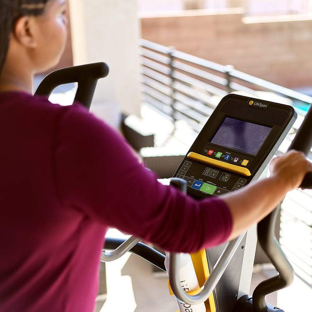 Elliptical trainer E5i+ Self-Generating