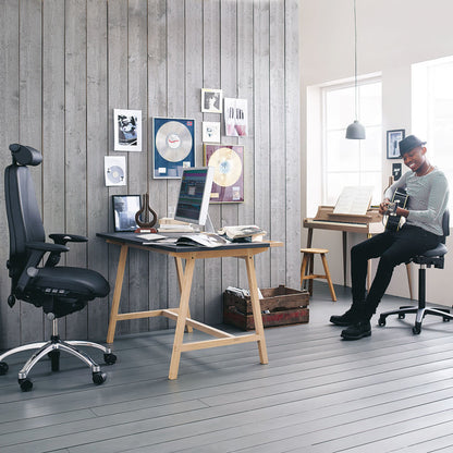 RH Logic 400 Ergonomic Office Chair RH