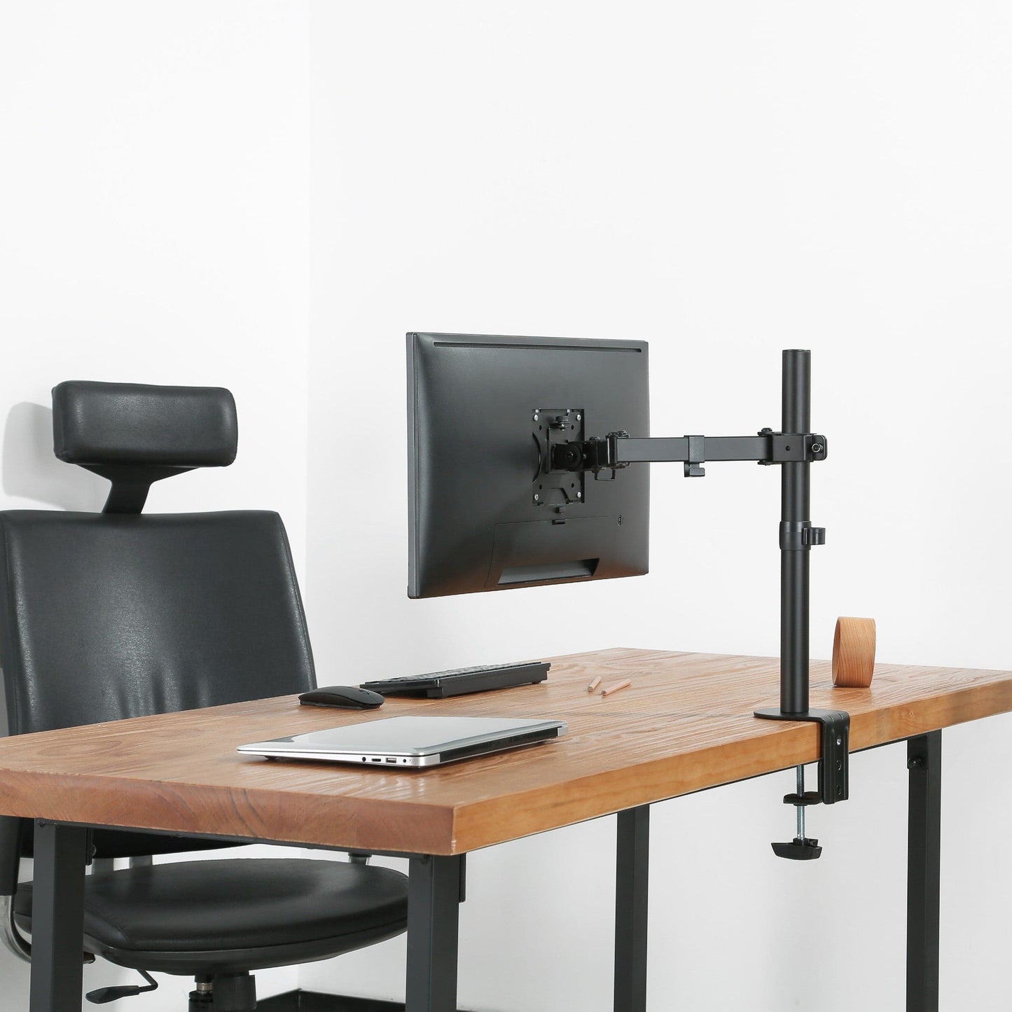 Ergonest Monitor Arm – Swing Arm Desk Mount (13–32 in)
