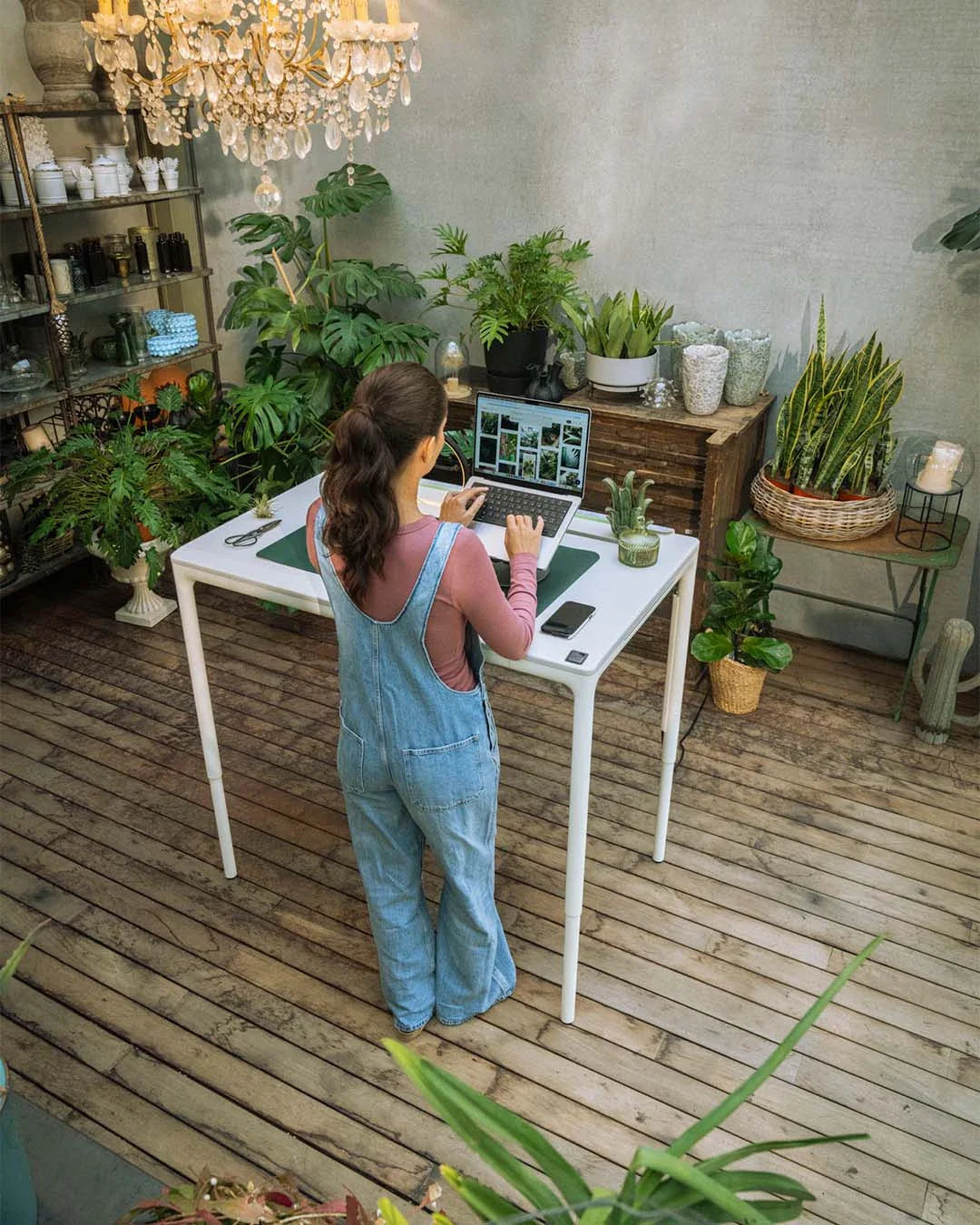 Slant Laptop Stand - beflo