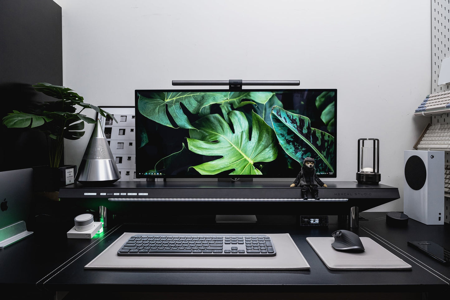 Hexcal Studio Monitor Stand - Dark Grey